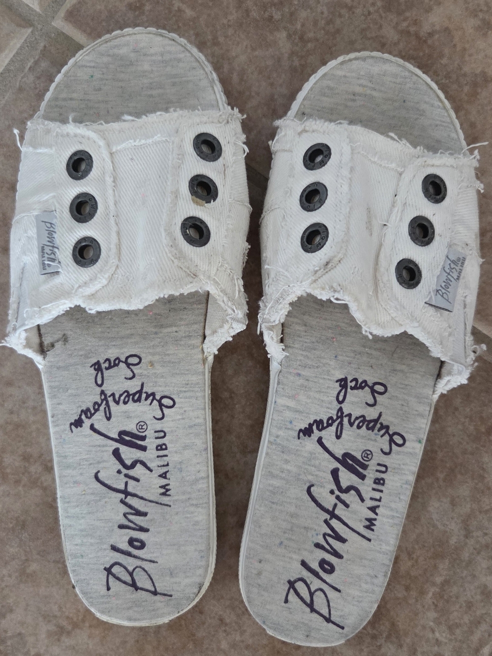 Blowfish White Frayed Canvas Slide Mules